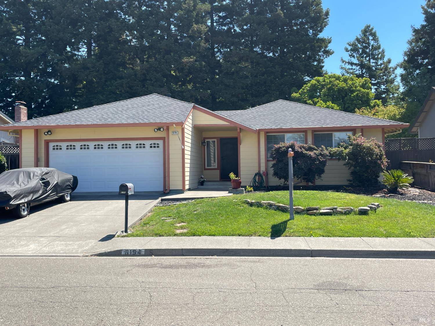 6194 San Gabriel PL, Rohnert Park, CA 94928
