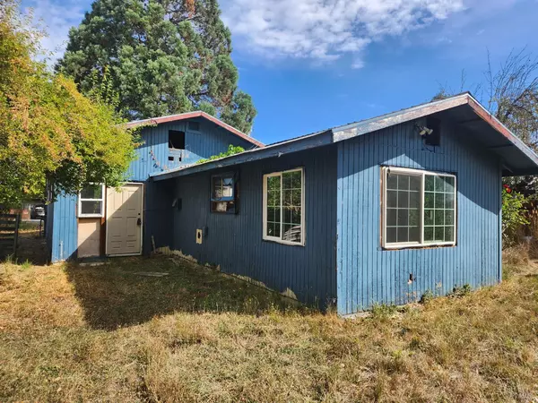 Willits, CA 95490,481 Della AVE