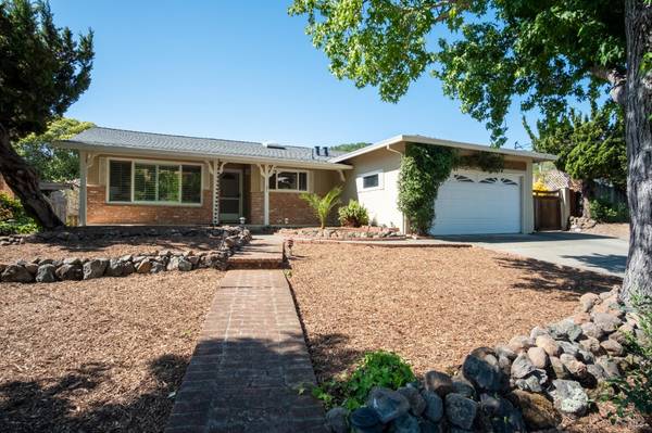 31 Esmeyer DR, San Rafael, CA 94903