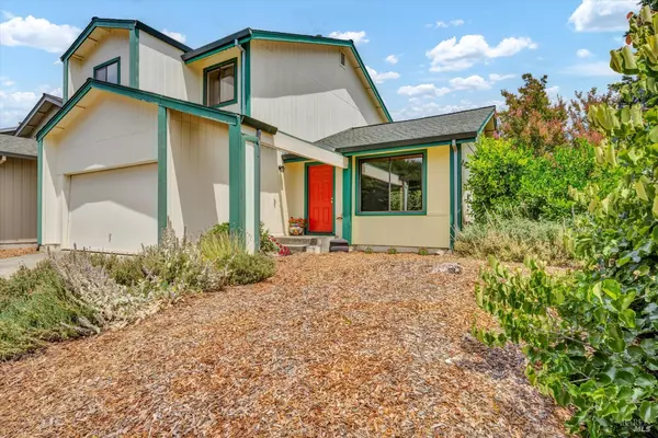 800 Falcon WAY, Healdsburg, CA 95448