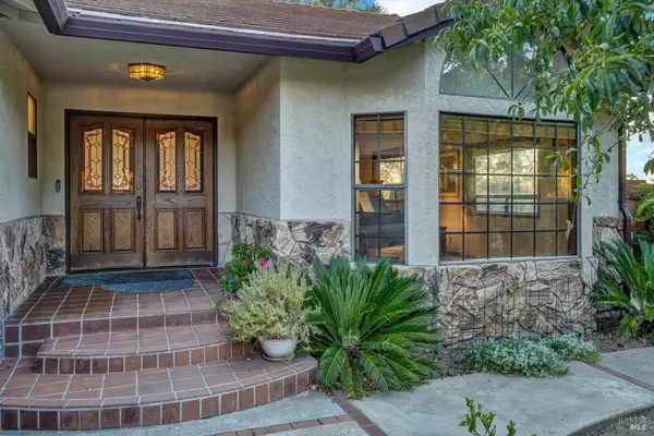 Lucerne, CA 95458,6949 Panoramic DR