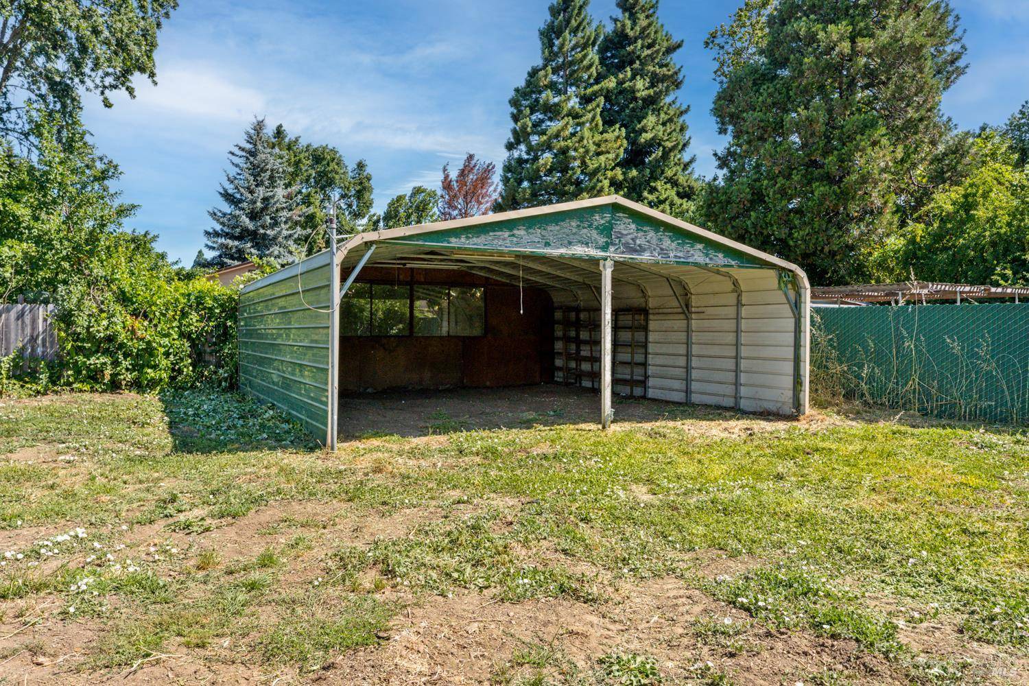 Willits, CA 95490,755 Central AVE