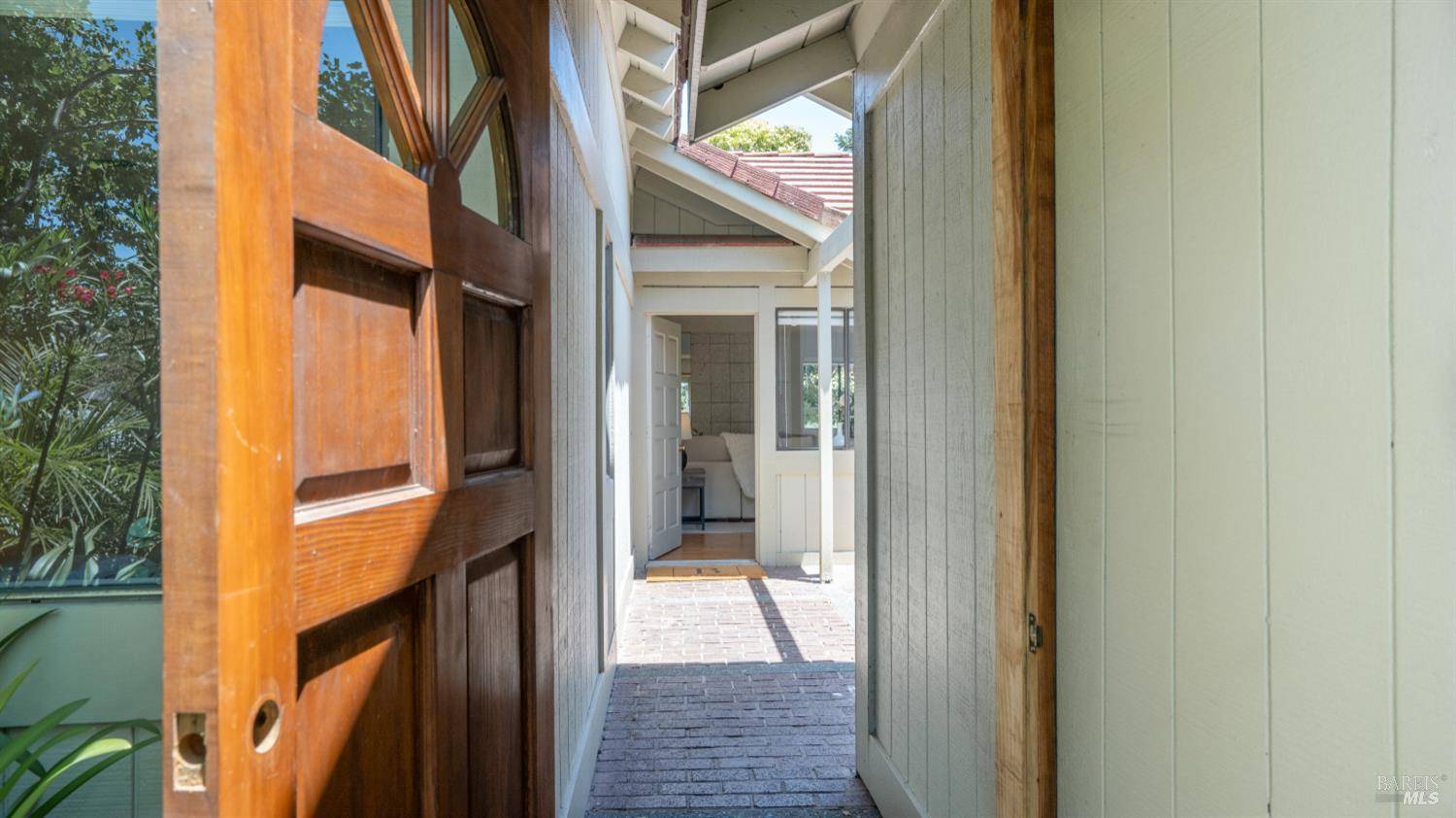 Novato, CA 94945,467 San Marin DR