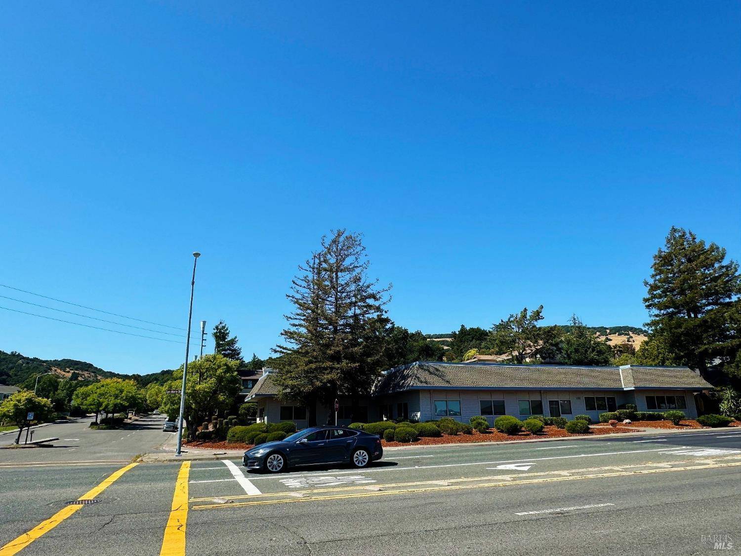 Novato, CA 94945,205 San Marin DR
