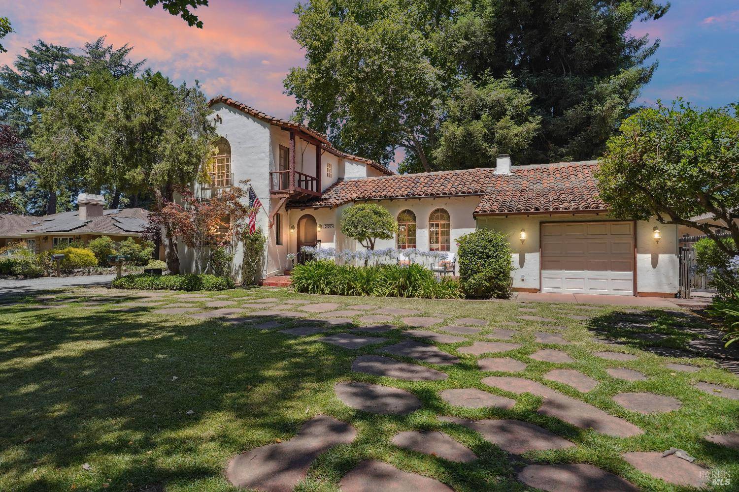 Vacaville, CA 95688,330 Buck AVE