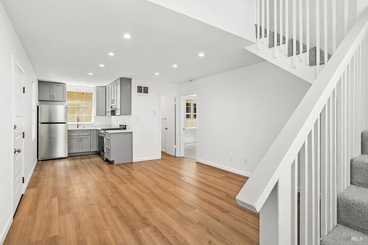 San Rafael, CA 94901,523 B ST