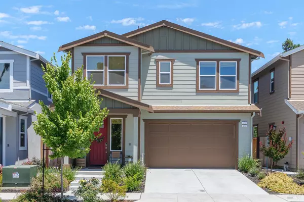 1241 Del Rancho WAY, Petaluma, CA 94954