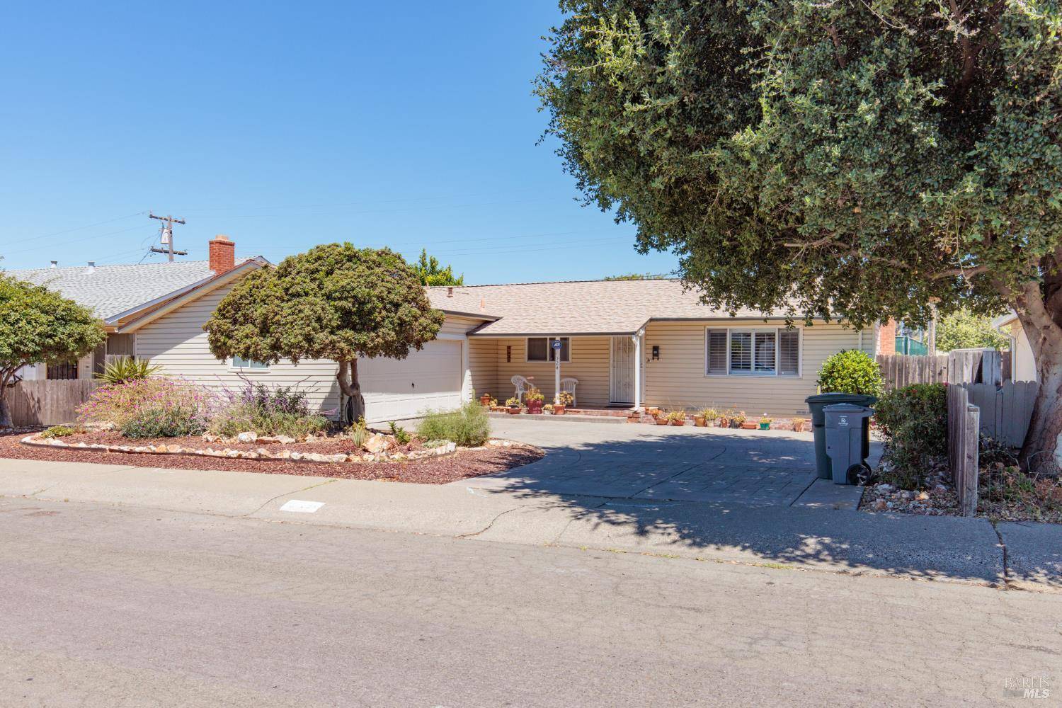 Vallejo, CA 94591,324 Lamont CT