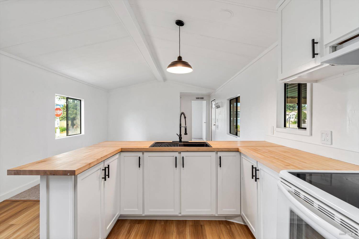 Petaluma, CA 94954,1501 Florence WAY