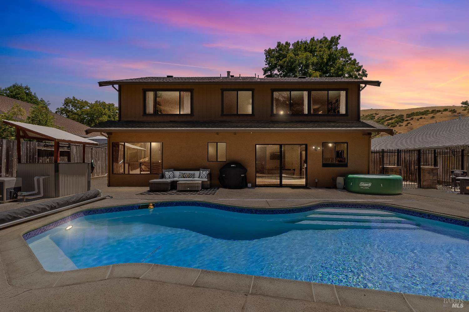 877 Rose DR, Benicia, CA 94510