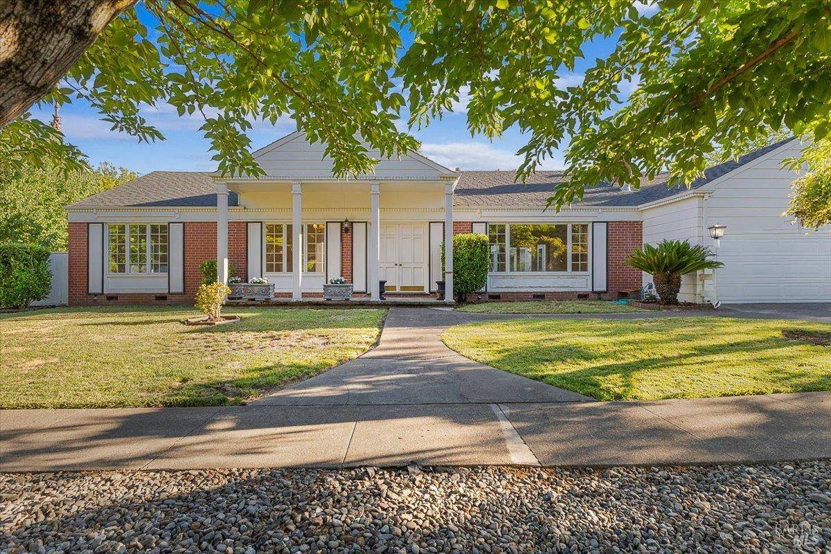 Calistoga, CA 94515,1819 Cedar ST
