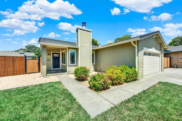625 Cornell CT, Vacaville, CA 95687