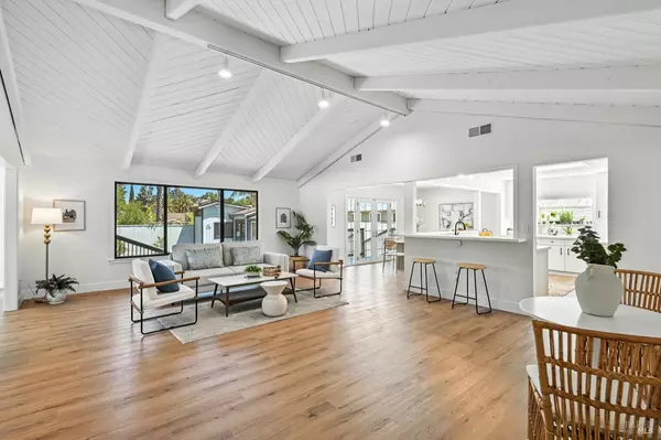 Novato, CA 94947,15 Arbor CIR