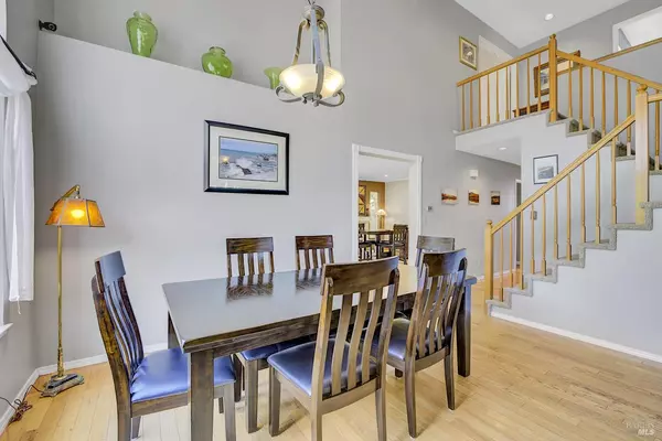 Windsor, CA 95492,215 Flametree CIR
