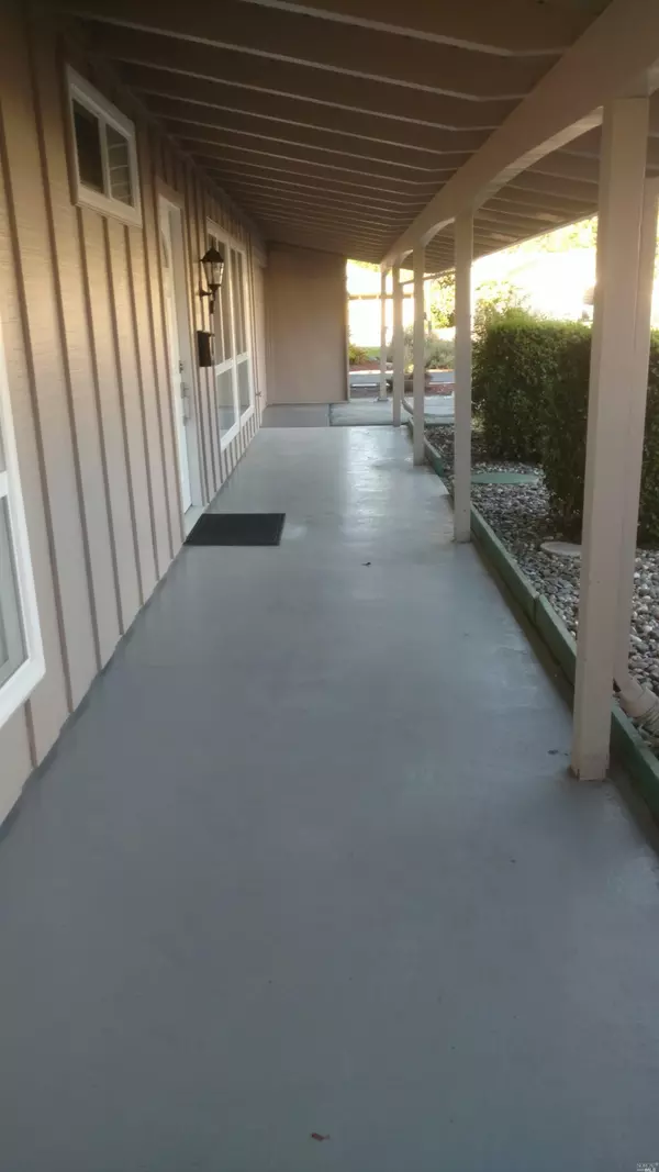 Santa Rosa, CA 95409,2 Fallgreen CT