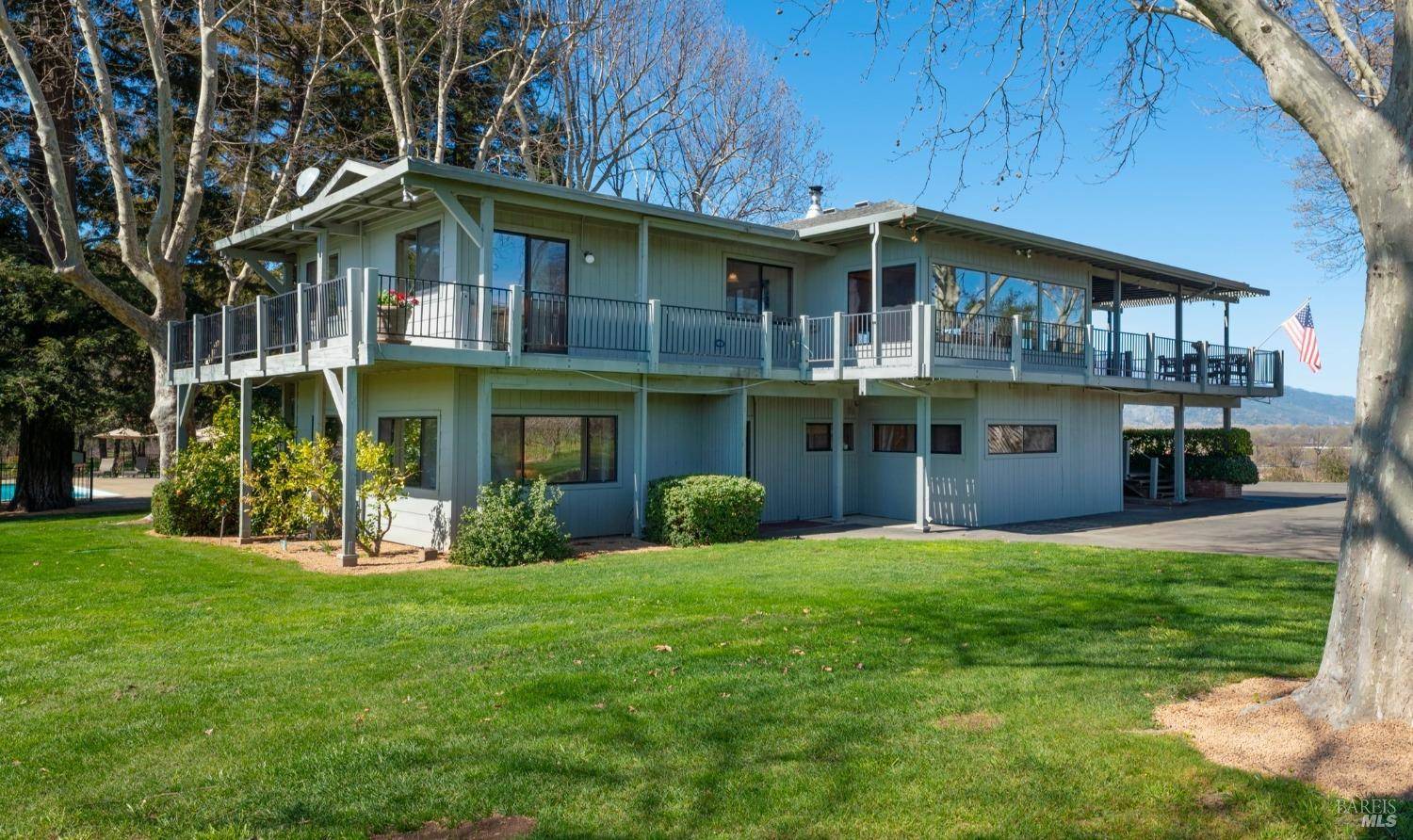 Ukiah, CA 95482,6201 Old River RD