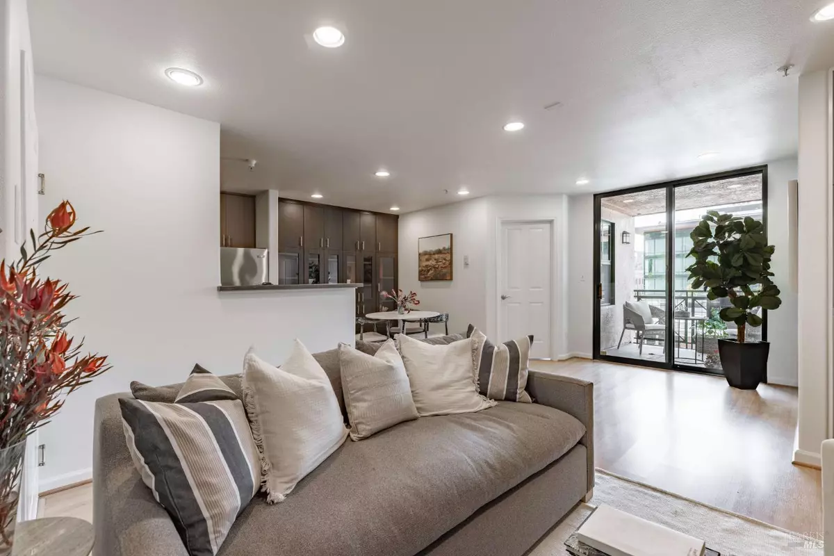 San Rafael, CA 94901,1115 B ST 202