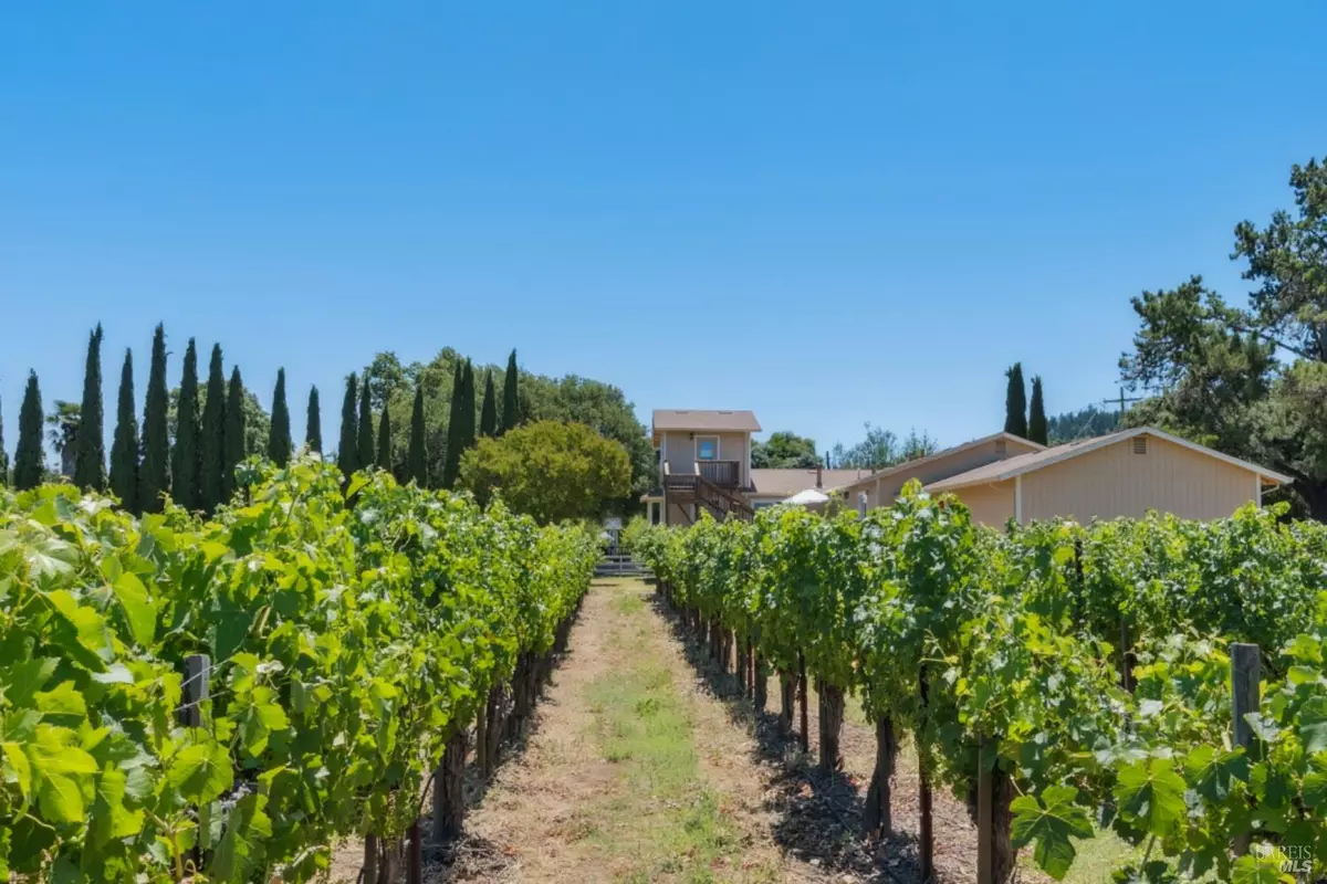 Geyserville, CA 95441,21150 Railroad AVE