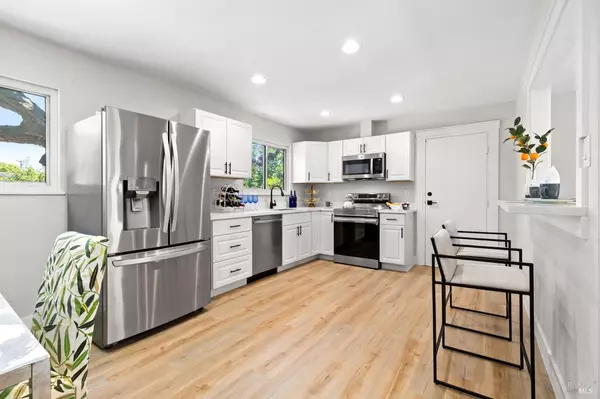 Rohnert Park, CA 94928,7449 Adrian DR