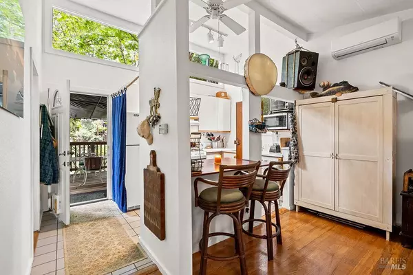 Guerneville, CA 95446,15990 Drake RD