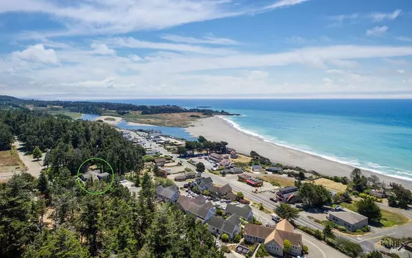 Gualala, CA 95445,39150 Ocean DR