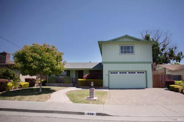 1688 Kearny CT, Petaluma, CA 94954