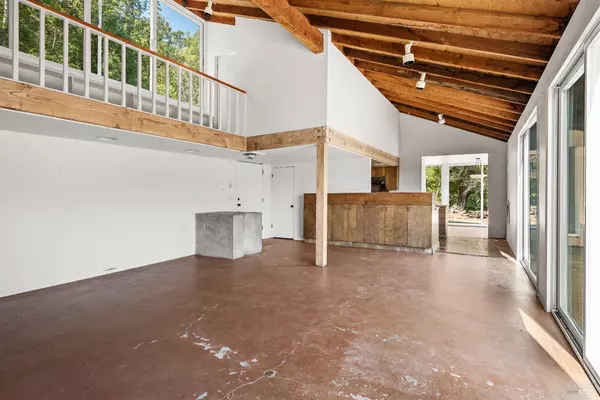 Napa, CA 94558,510 Wall RD