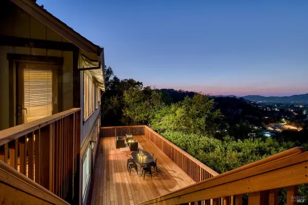 Novato, CA 94947,809 Arlington CIR