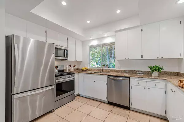 Santa Rosa, CA 95409,12 Meadowgreen CIR