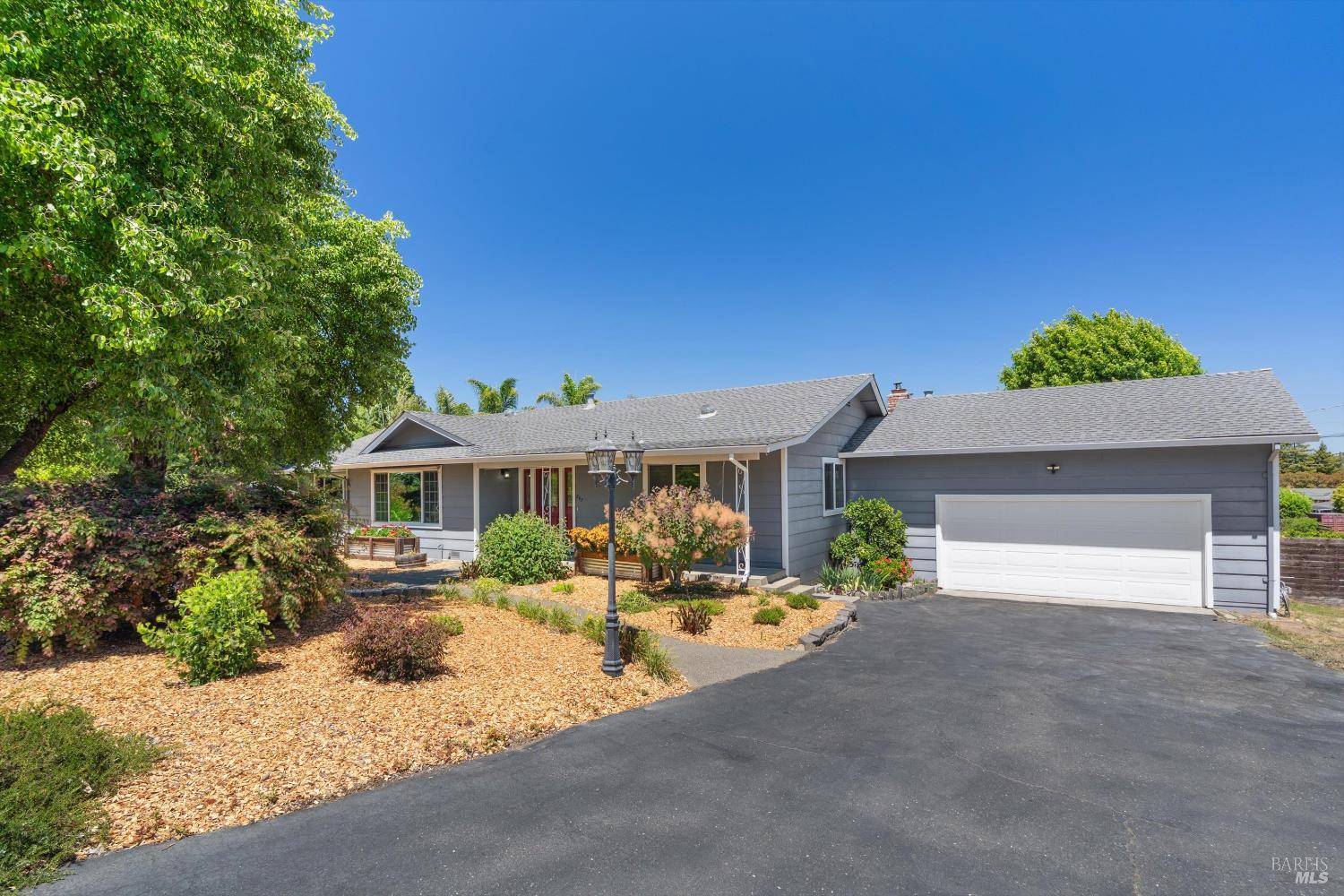 Sebastopol, CA 95472,247 Greenwood TER