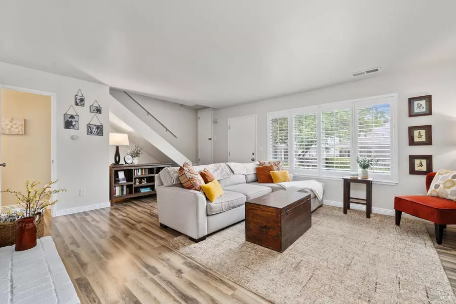 359 Gate WAY, Santa Rosa, CA 95401