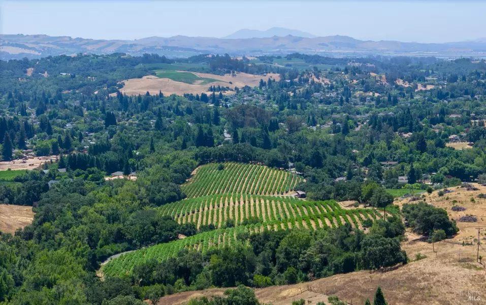 1250 Partrick RD, Napa, CA 94558