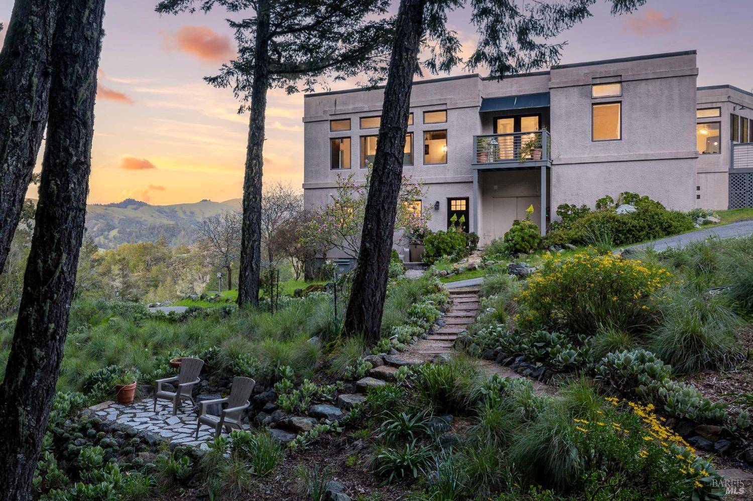 125 E Sylvestris DR, San Geronimo, CA 94963