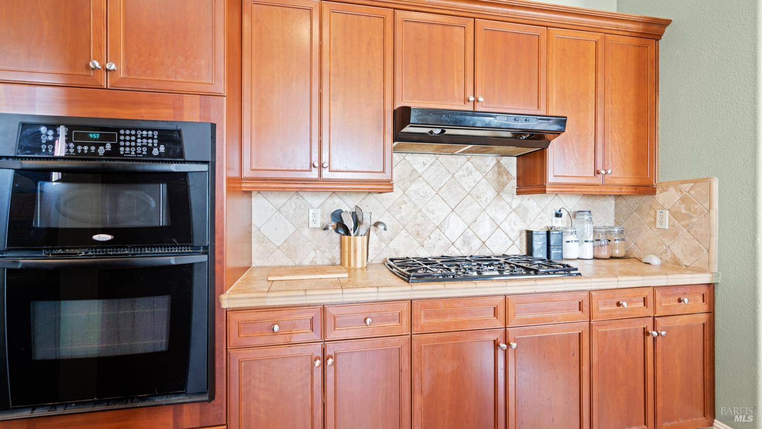 Santa Rosa, CA 95404,2011 Bellaterra CT
