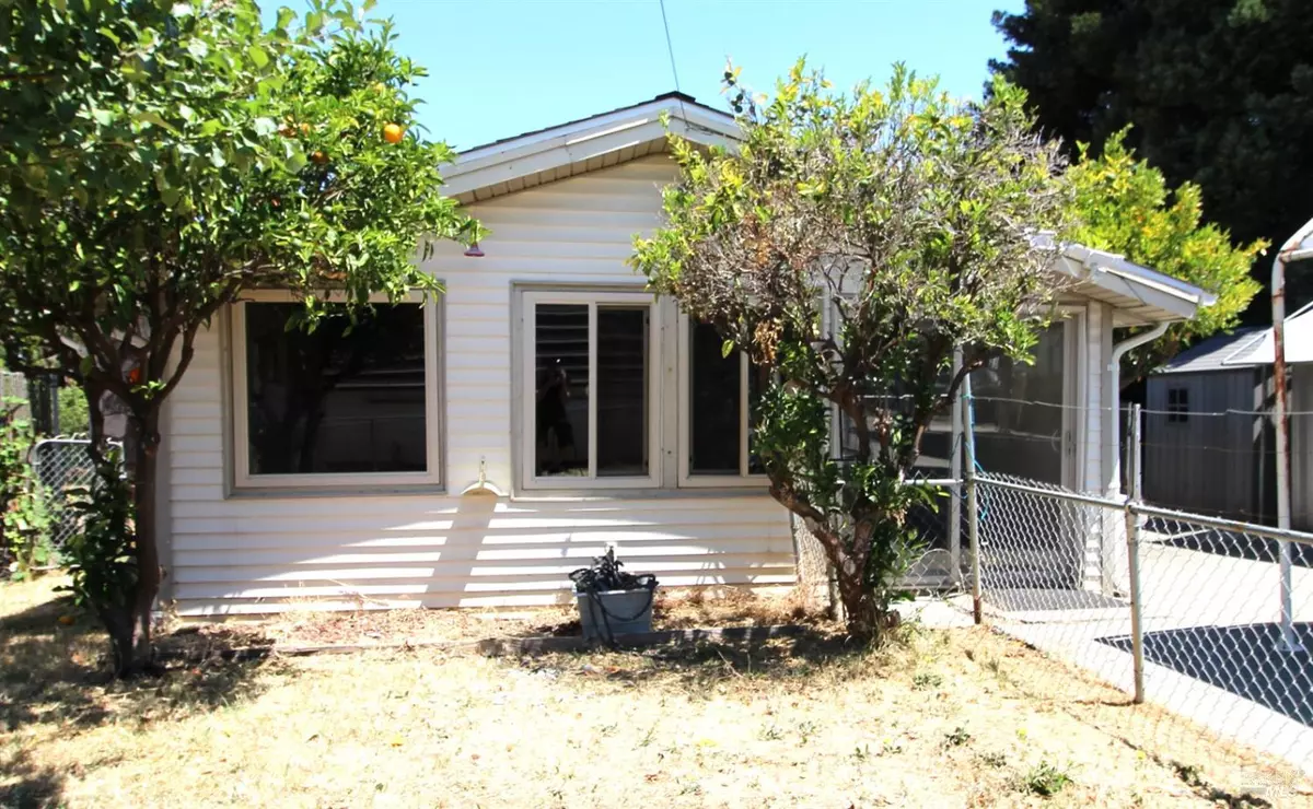 Vallejo, CA 94591,206 Woodrow AVE
