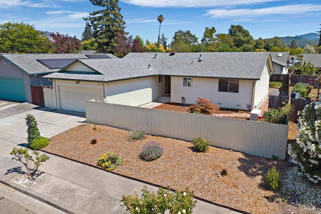 5012 Parkhurst DR, Santa Rosa, CA 95409