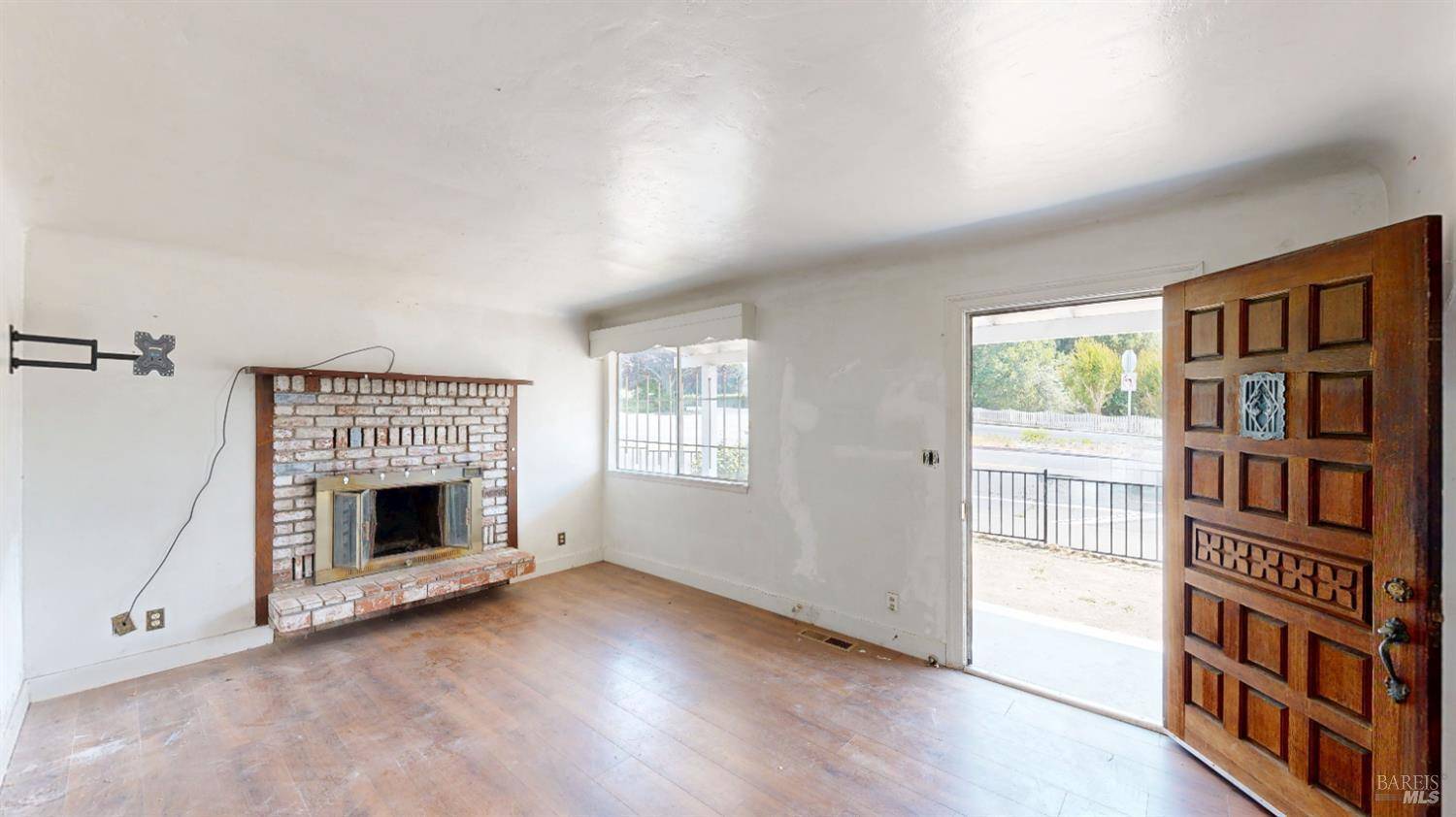 Healdsburg, CA 95448,87 Front ST