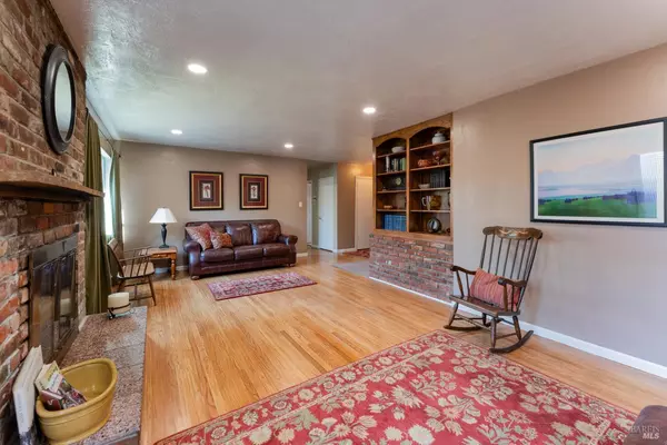 Ukiah, CA 95482,150 Calvert CT