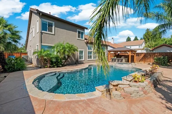 807 Kells CIR, Vacaville, CA 95688