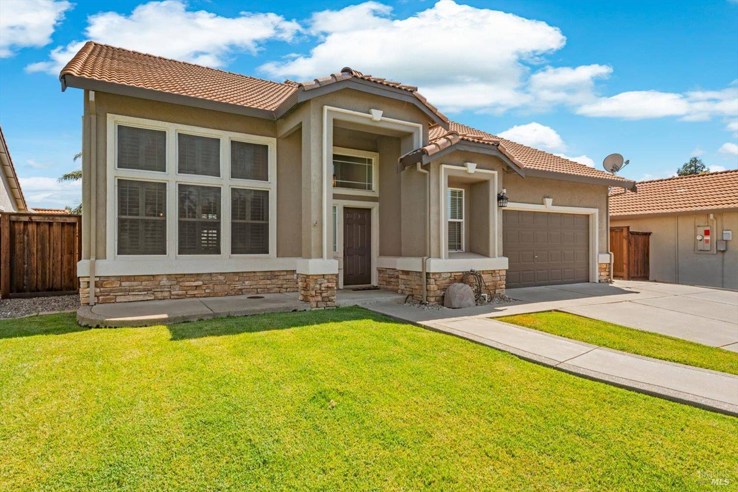 Vacaville, CA 95688,807 Kells CIR