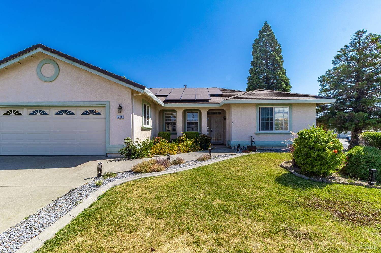 400 Wick CT, Vacaville, CA 95687