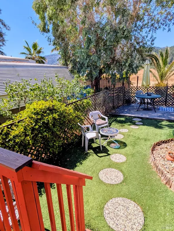 Calistoga, CA 94515,937 Champagne CIR S