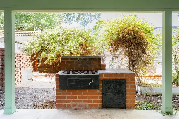 Napa, CA 94558,3042 Beecham ST