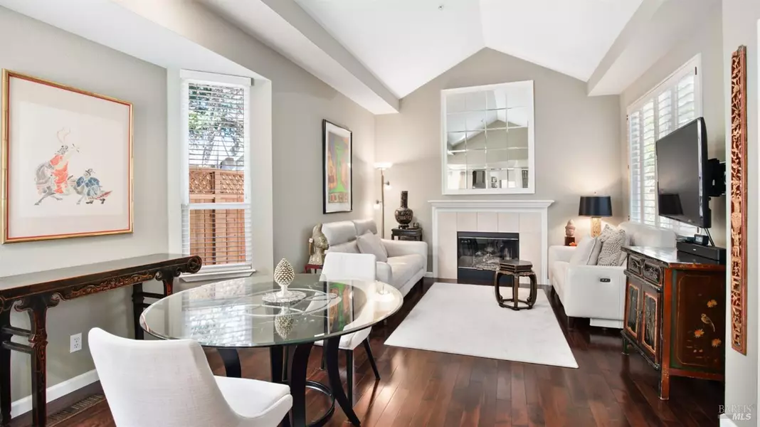 80 Baypoint DR, San Rafael, CA 94901