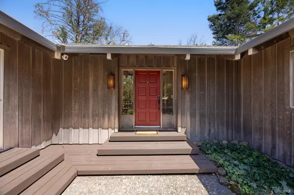 St. Helena, CA 94574,3880 Spring Mountain RD