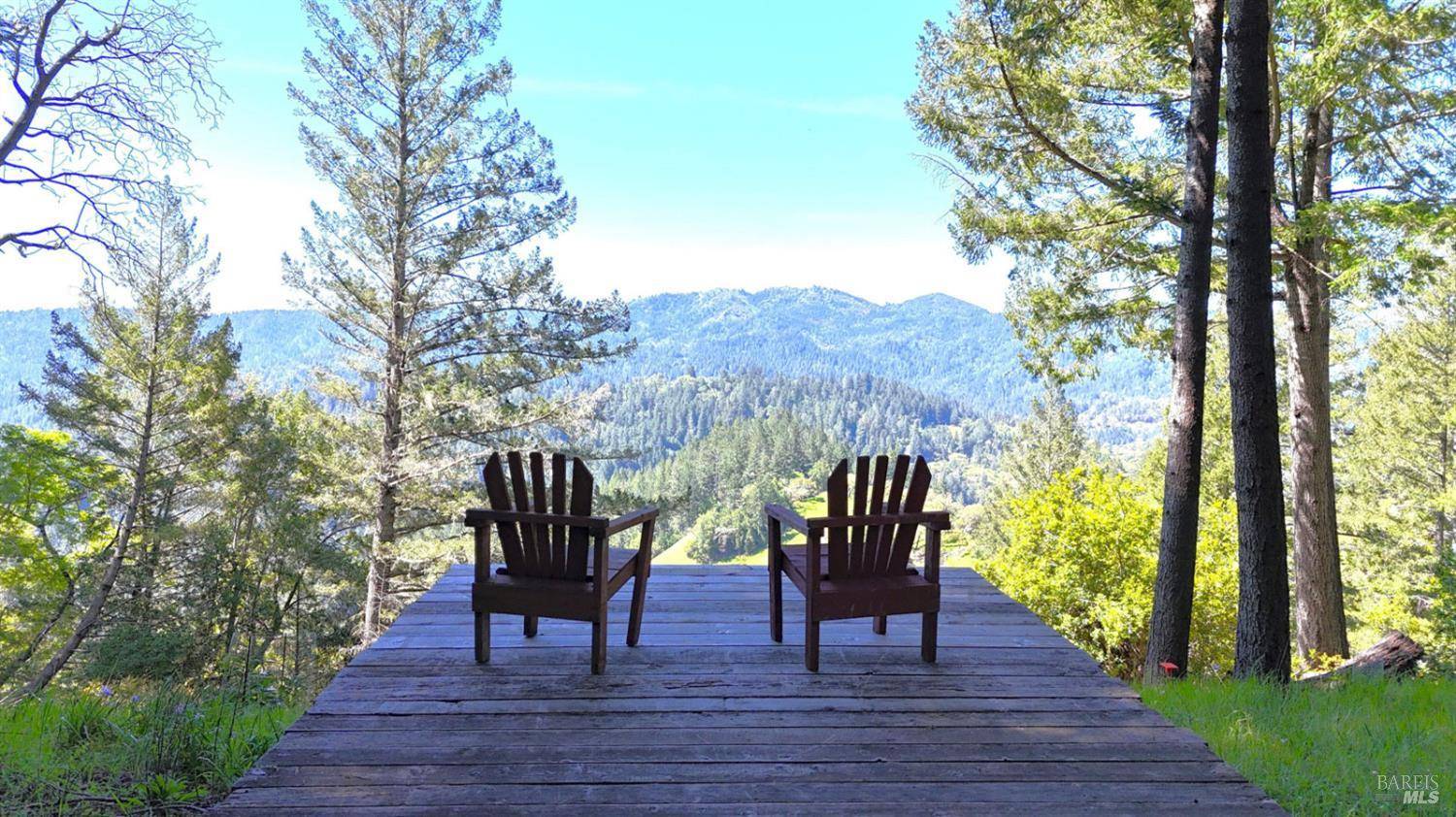 20111 Old Cazadero RD, Guerneville, CA 95446
