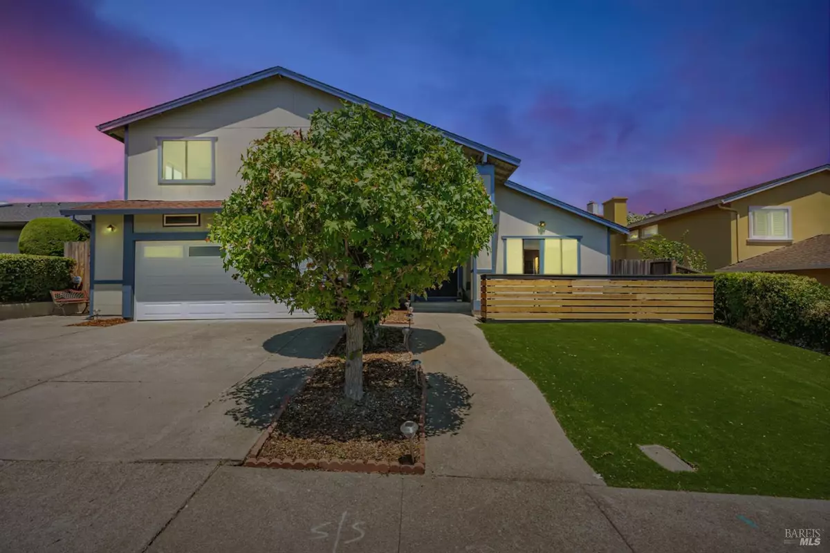 Hercules, CA 94547,2223 Redwood RD