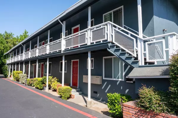 131 Kent AVE, Kentfield, CA 94904