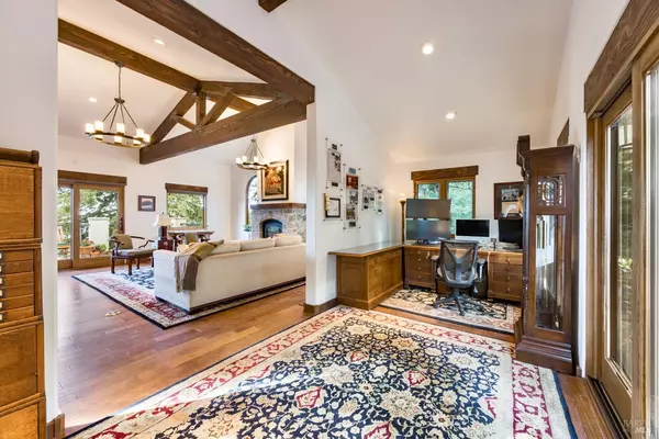 25200 Loma Prieta AVE, Los Gatos, CA 95033