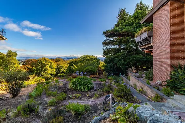 Richmond, CA 94805,6048 Monterey AVE